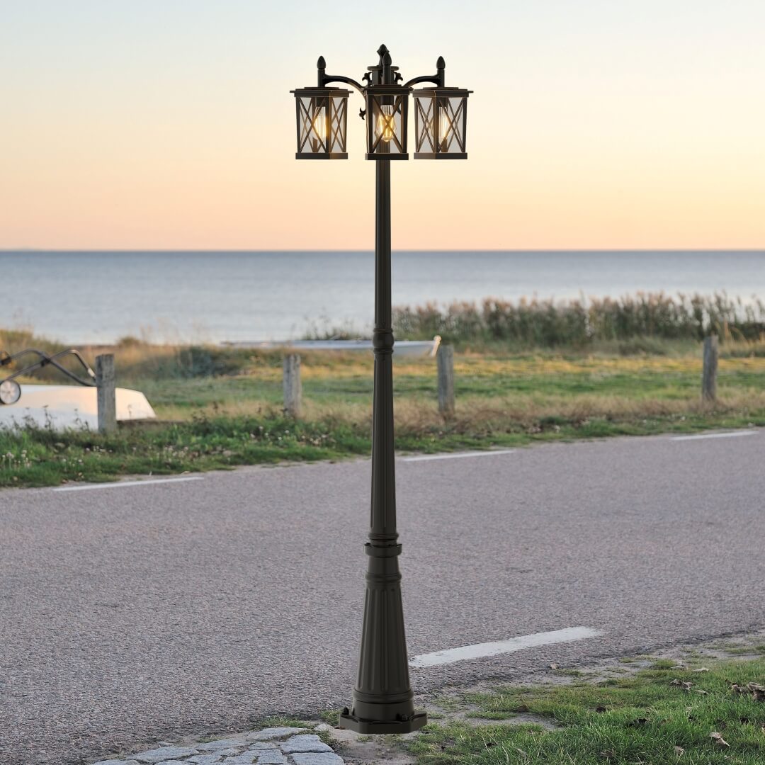 Outdoor Lamp Post Light